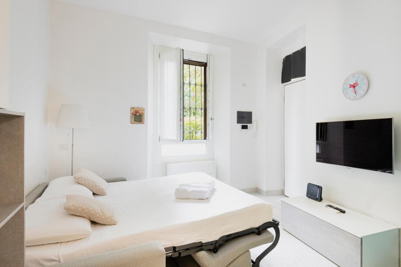 Easylife - Comodo Studio In Corso Di Porta Romana Milan Exterior photo